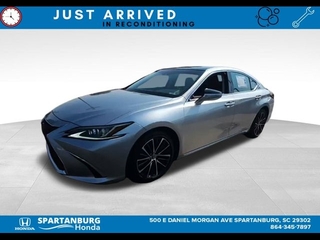 2022 Lexus ES 350