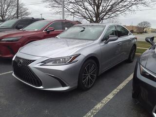 2022 Lexus ES 350