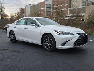2025 Lexus ES 350 for sale in Brookfield WI