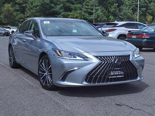 2022 Lexus ES 350