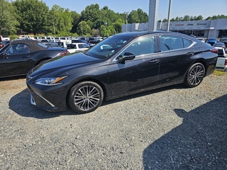2022 Lexus ES 350
