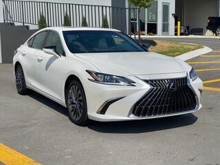 2025 Lexus ES 300h