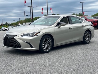 2024 Lexus ES 300h