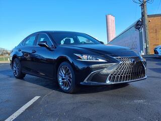 2025 Lexus ES 300h for sale in Cleveland OH