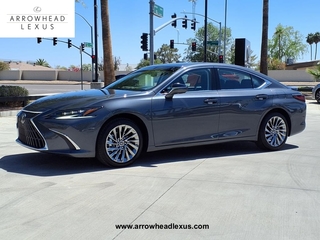 2025 Lexus ES 300h