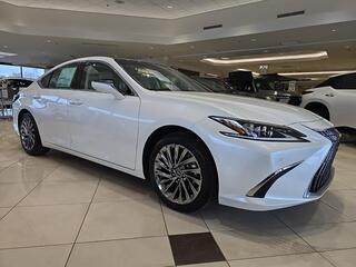 2025 Lexus ES 350