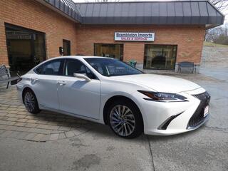 2021 Lexus ES 300h