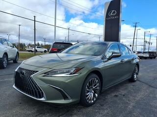 2025 Lexus ES 300h for sale in Toledo OH