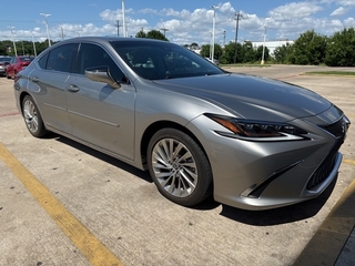 2021 Lexus ES 300h