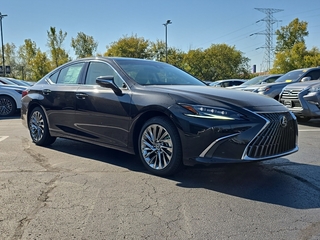 2025 Lexus ES 300h for sale in Brookfield WI