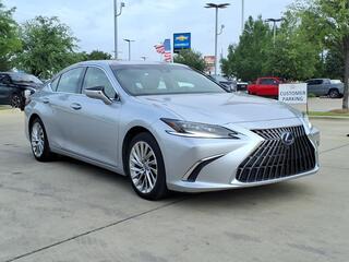 2022 Lexus ES 300h