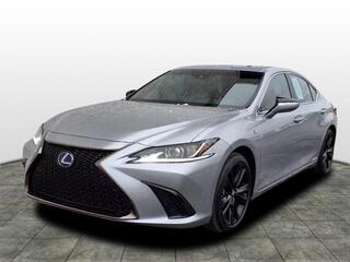 2022 Lexus ES 300h