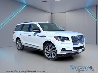 2022 Lincoln Navigator