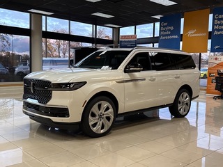 2025 Lincoln Navigator