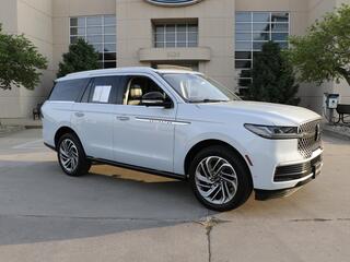 2025 Lincoln Navigator