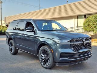 2025 Lincoln Navigator
