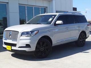 2024 Lincoln Navigator