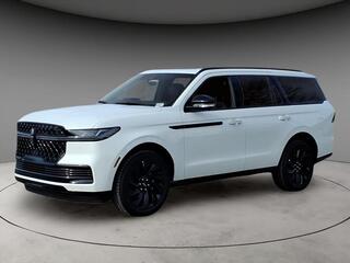 2025 Lincoln Navigator