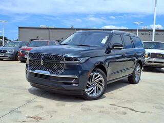 2025 Lincoln Navigator