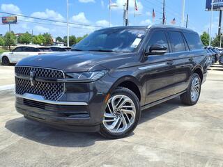 2025 Lincoln Navigator