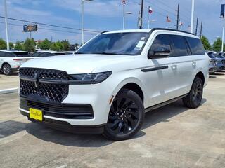 2025 Lincoln Navigator