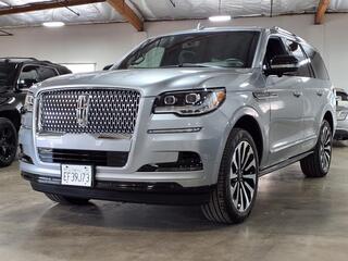 2024 Lincoln Navigator