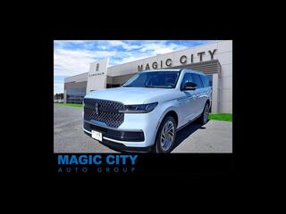2025 Lincoln Navigator