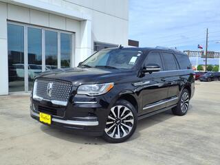 2022 Lincoln Navigator