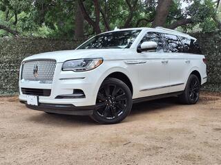 2022 Lincoln Navigator