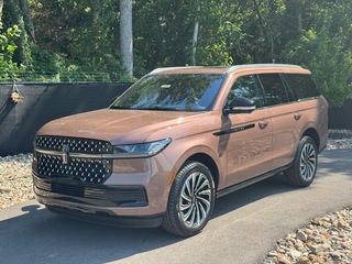 2025 Lincoln Navigator