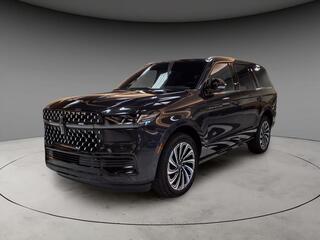 2025 Lincoln Navigator