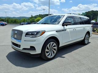 2023 Lincoln Navigator L