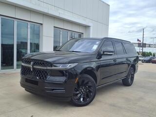 2025 Lincoln Navigator L