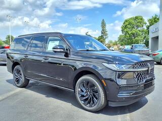 2025 Lincoln Navigator L