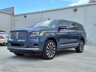 2023 Lincoln Navigator L