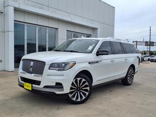 2023 Lincoln Navigator L