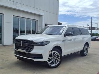 2025 Lincoln Navigator L