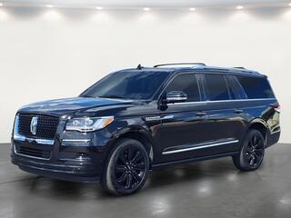 2023 Lincoln Navigator L