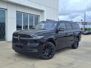 2025 Lincoln Navigator L
