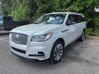 2023 Lincoln Navigator L