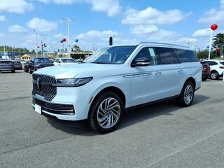 2025 Lincoln Navigator L