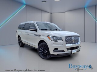 2022 Lincoln Navigator L