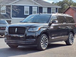 2022 Lincoln Navigator L