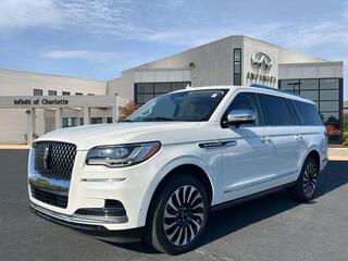 2023 Lincoln Navigator L