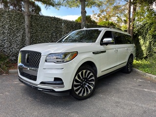 2023 Lincoln Navigator L