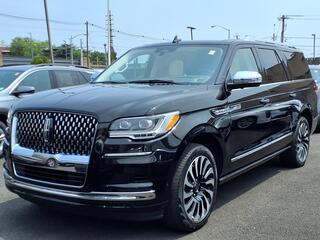 2022 Lincoln Navigator L