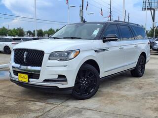 2022 Lincoln Navigator L