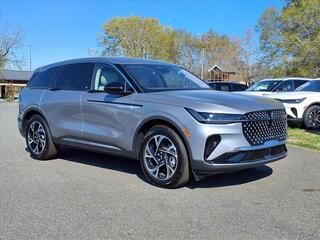 2025 Lincoln Nautilus Hybrid
