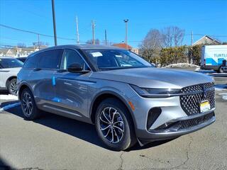 2025 Lincoln Nautilus Hybrid