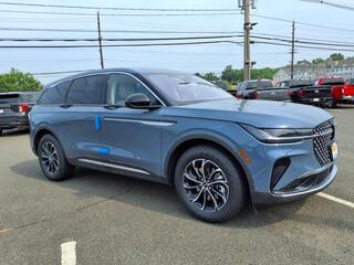 2025 Lincoln Nautilus Hybrid